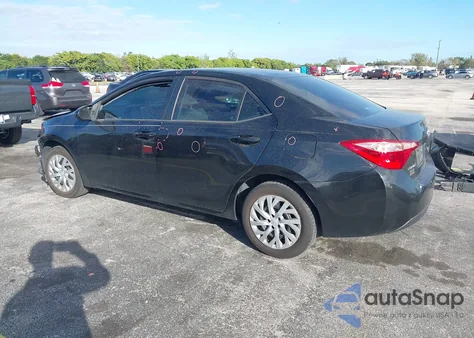 2019 Toyota Corolla Le z USA, uszkodzony, nr VIN 5YFBURHEXKP942972